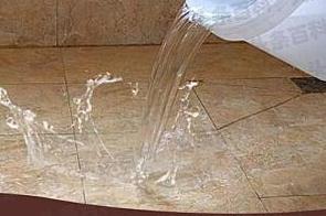 阿合奇漏水维修 免砸砖防水材料该如何施工